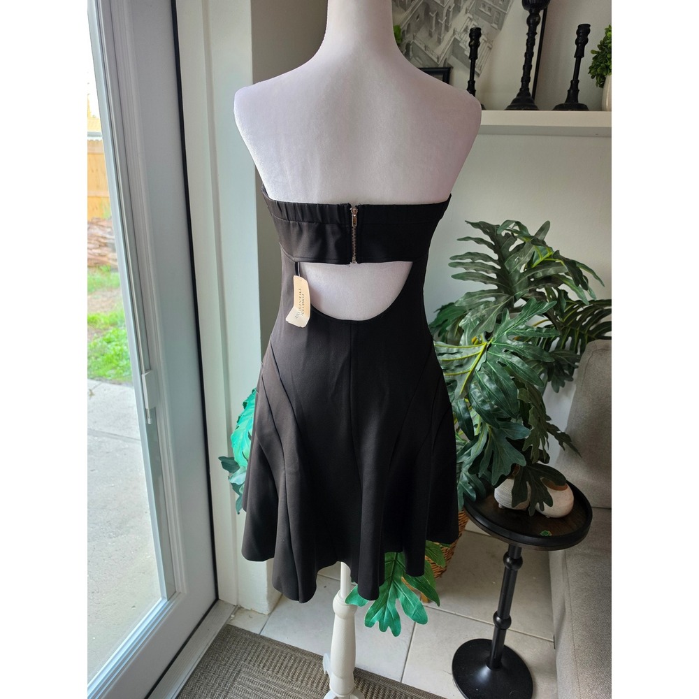 Forever 21 Women Black Strapless Sweetheart Back Cutout Mini Dress Small NWT - Picture 2 of 5